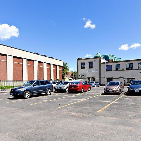 Ottawa Inn Hotel Eksteriør billede
